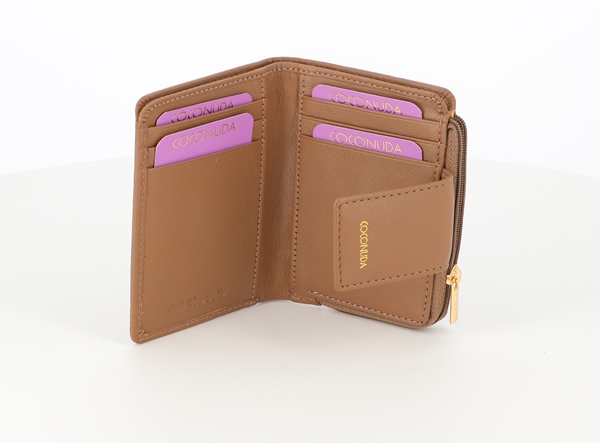 Portafoglio Coconuda donna con bottone e cerniera esterna colori assortiti